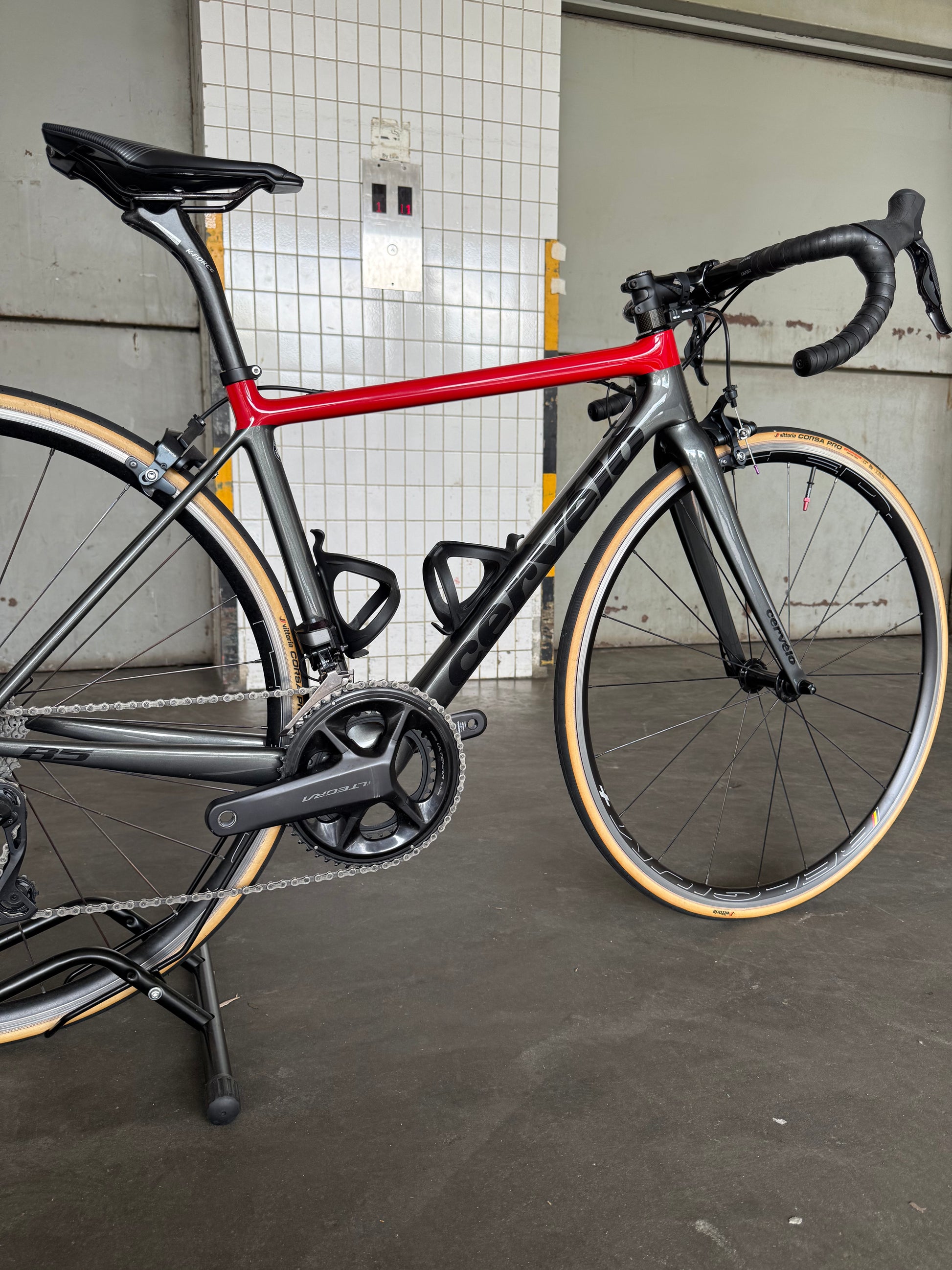 (Preowned) Cervelo R5 Rim brake, Ultegra di2