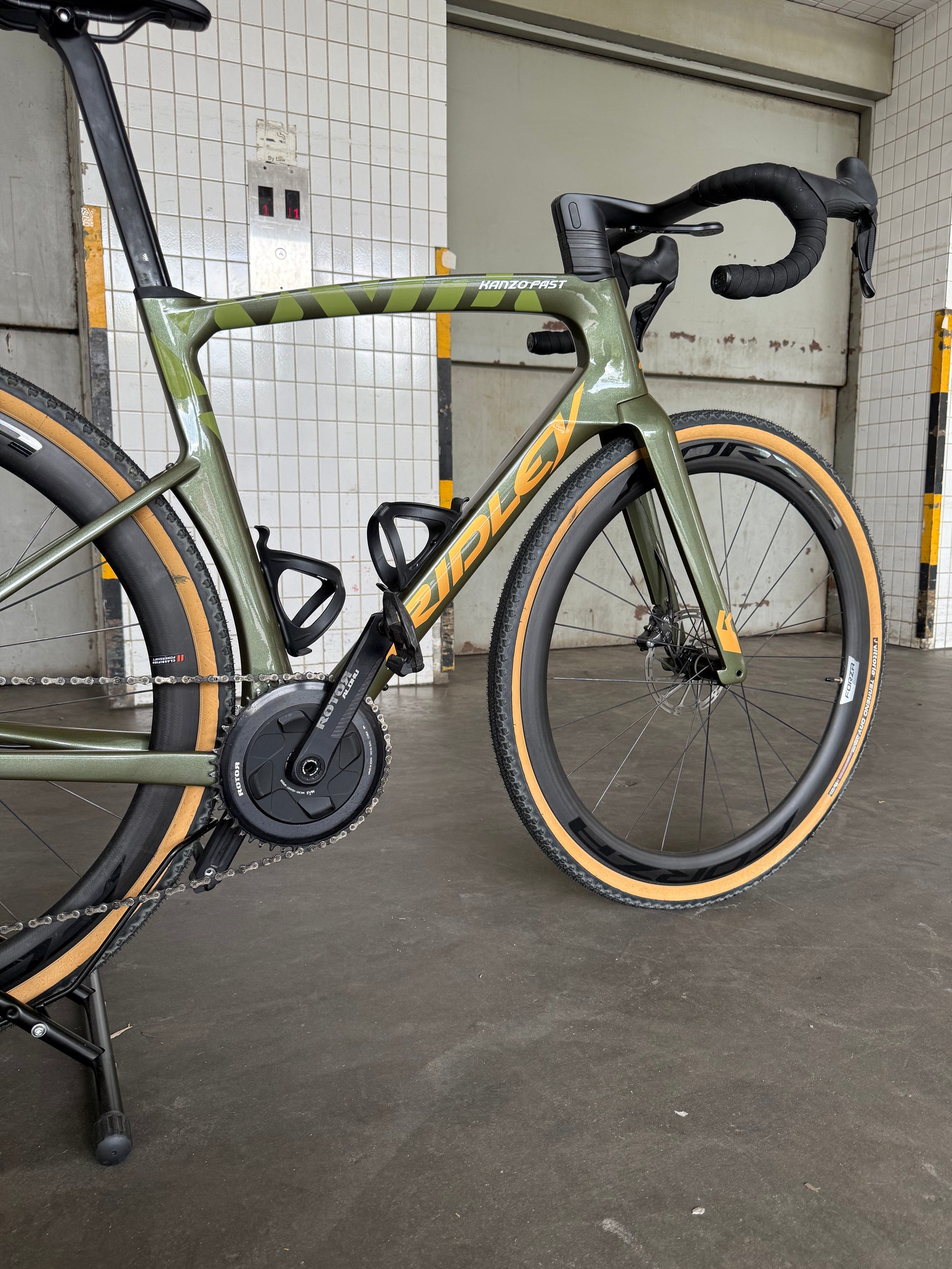 Ridley Kanzo Fast Gravel Bike 56cm, GRX Di2, Classified Hub system