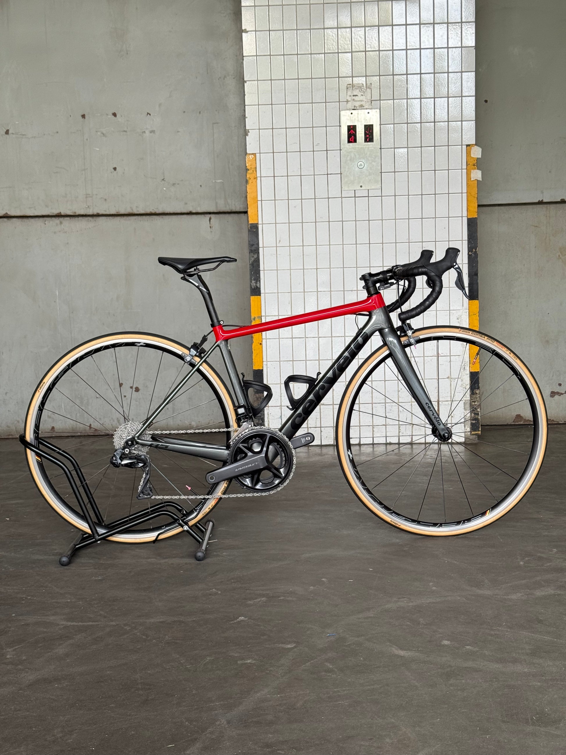 (Preowned) Cervelo R5 Rim brake, Ultegra di2